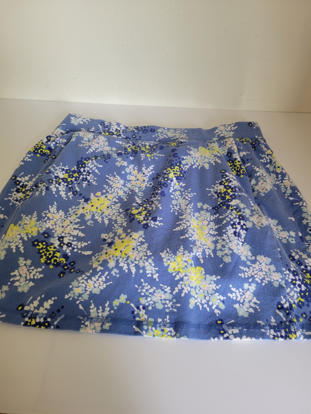 Talbots Blue Floral Circle Skort with Yellow & White Accents